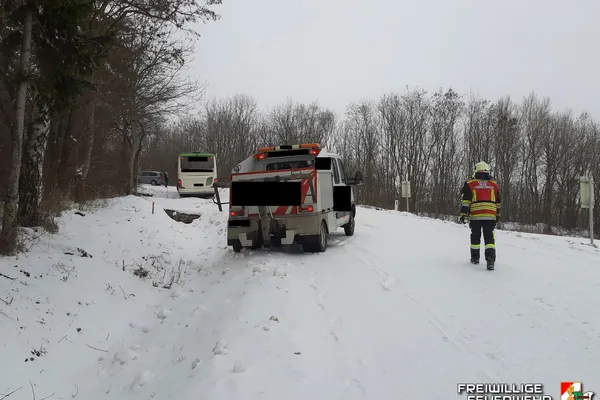 LKW und Fahrzeugbergungen